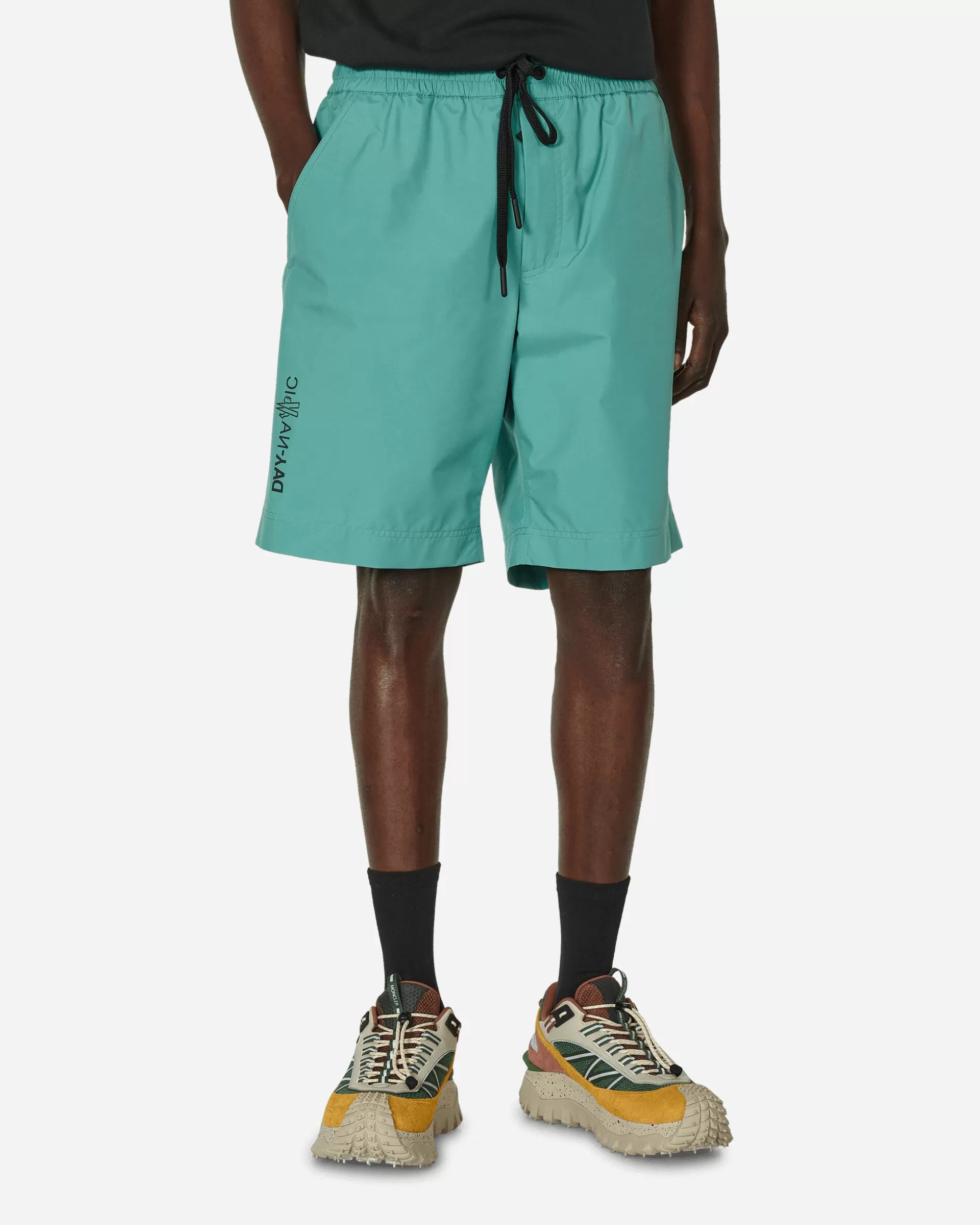 Moncler Grenoble Day-Namic Shorts Teal Outlet