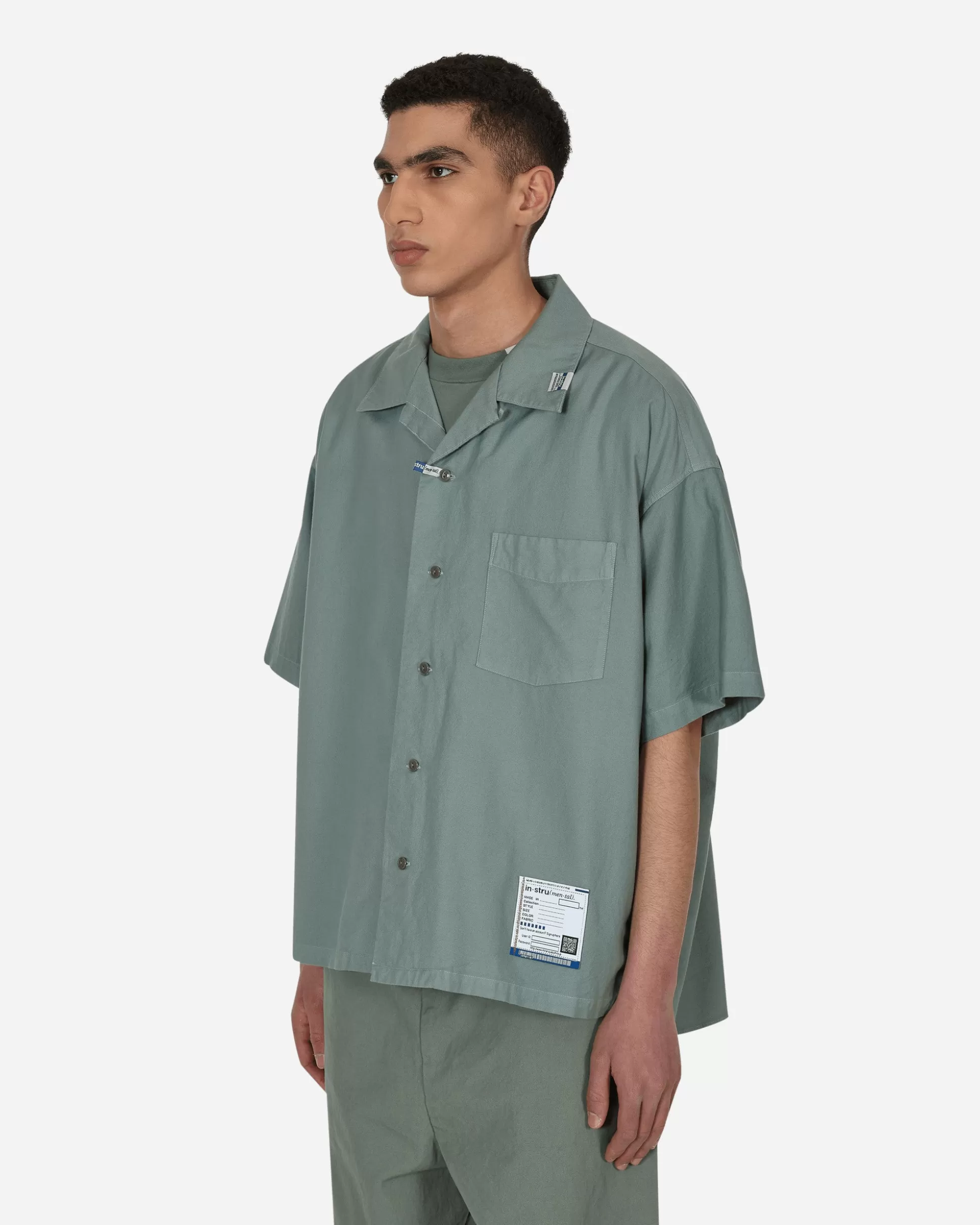 in・stru(men-tal) Oxford Shortsleeve Shirt Green Hot