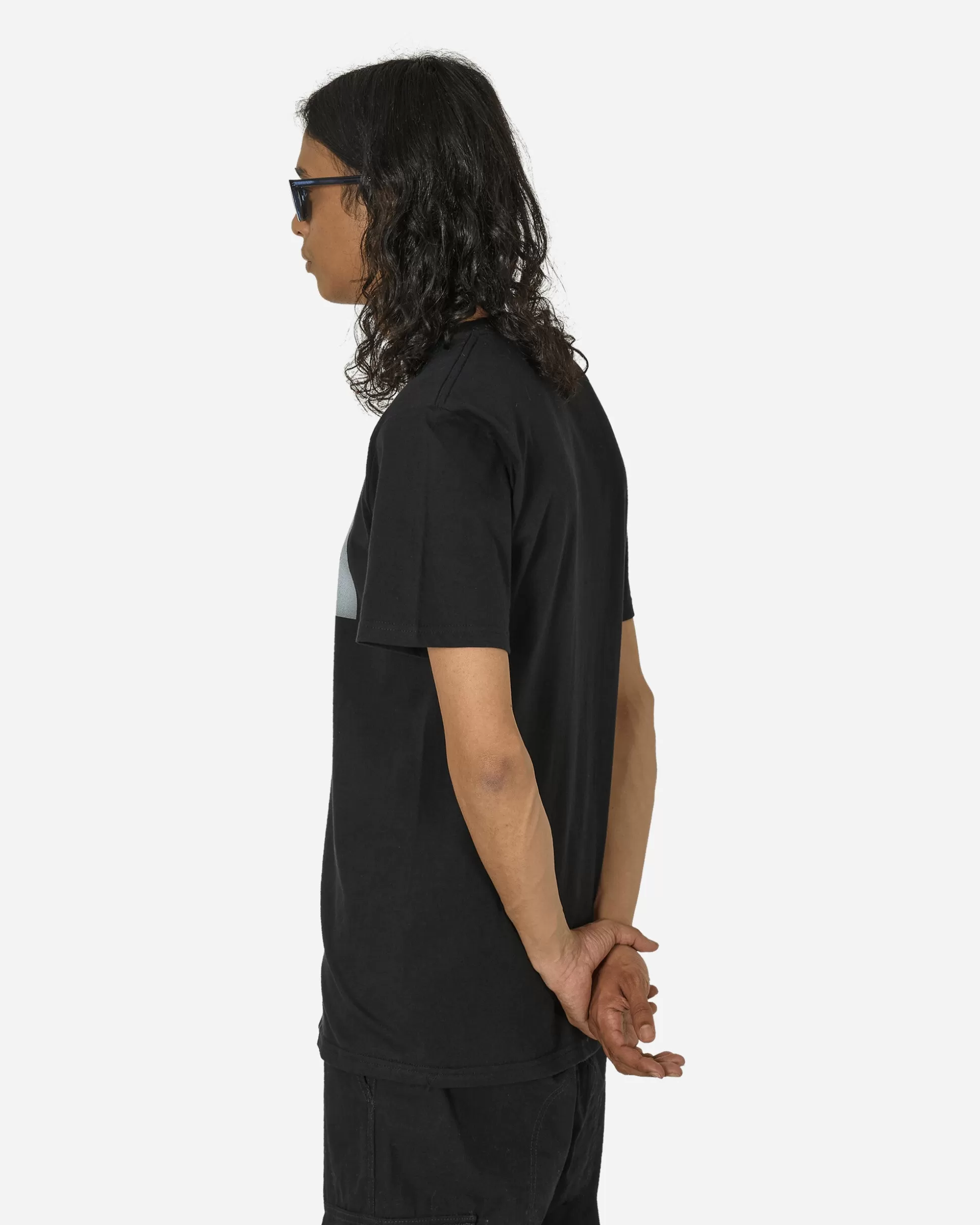 aNYthing Portrait T-Shirt Black Store